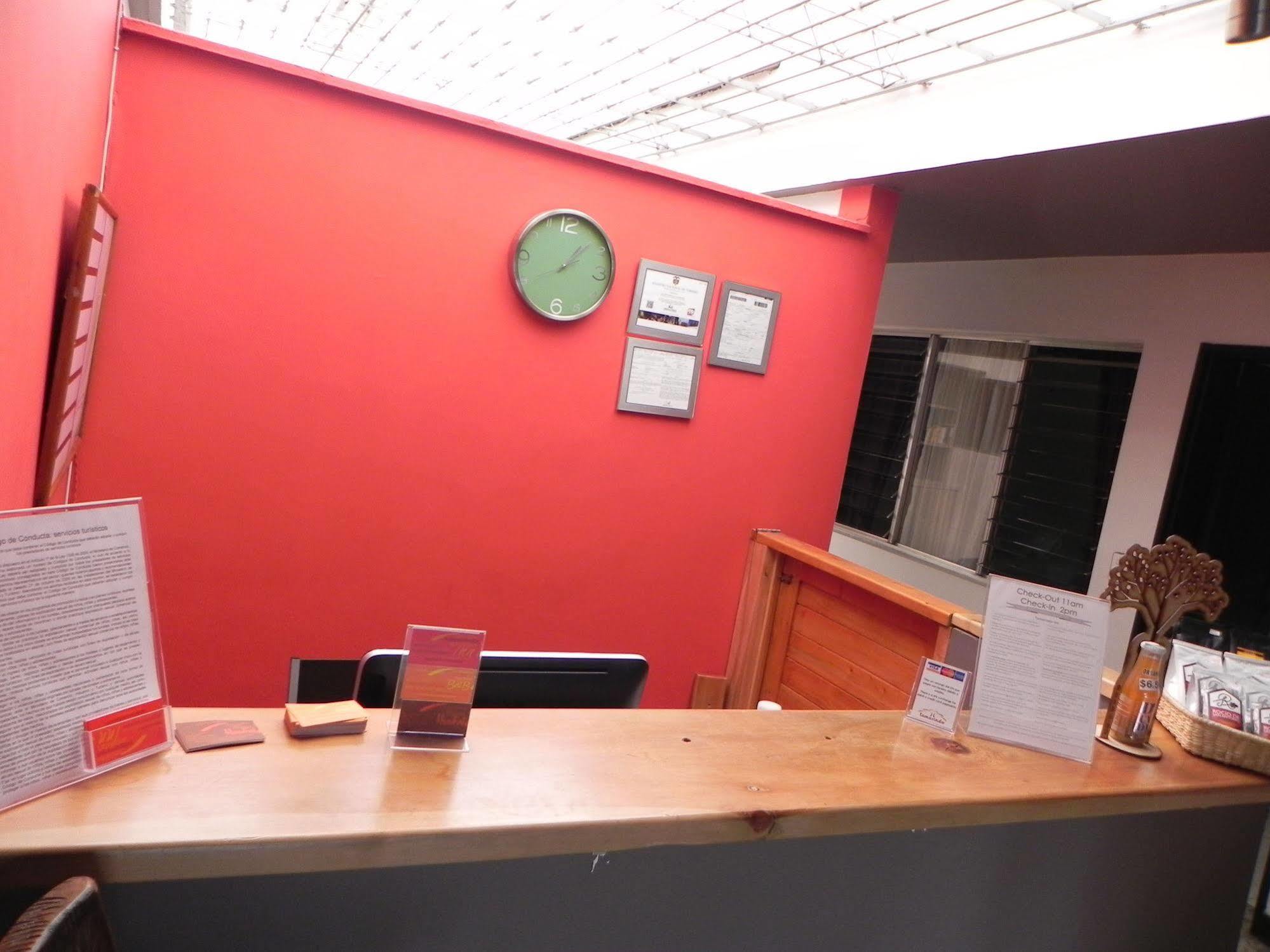 Hostal Tamarindo Inn Medellín Eksteriør bilde