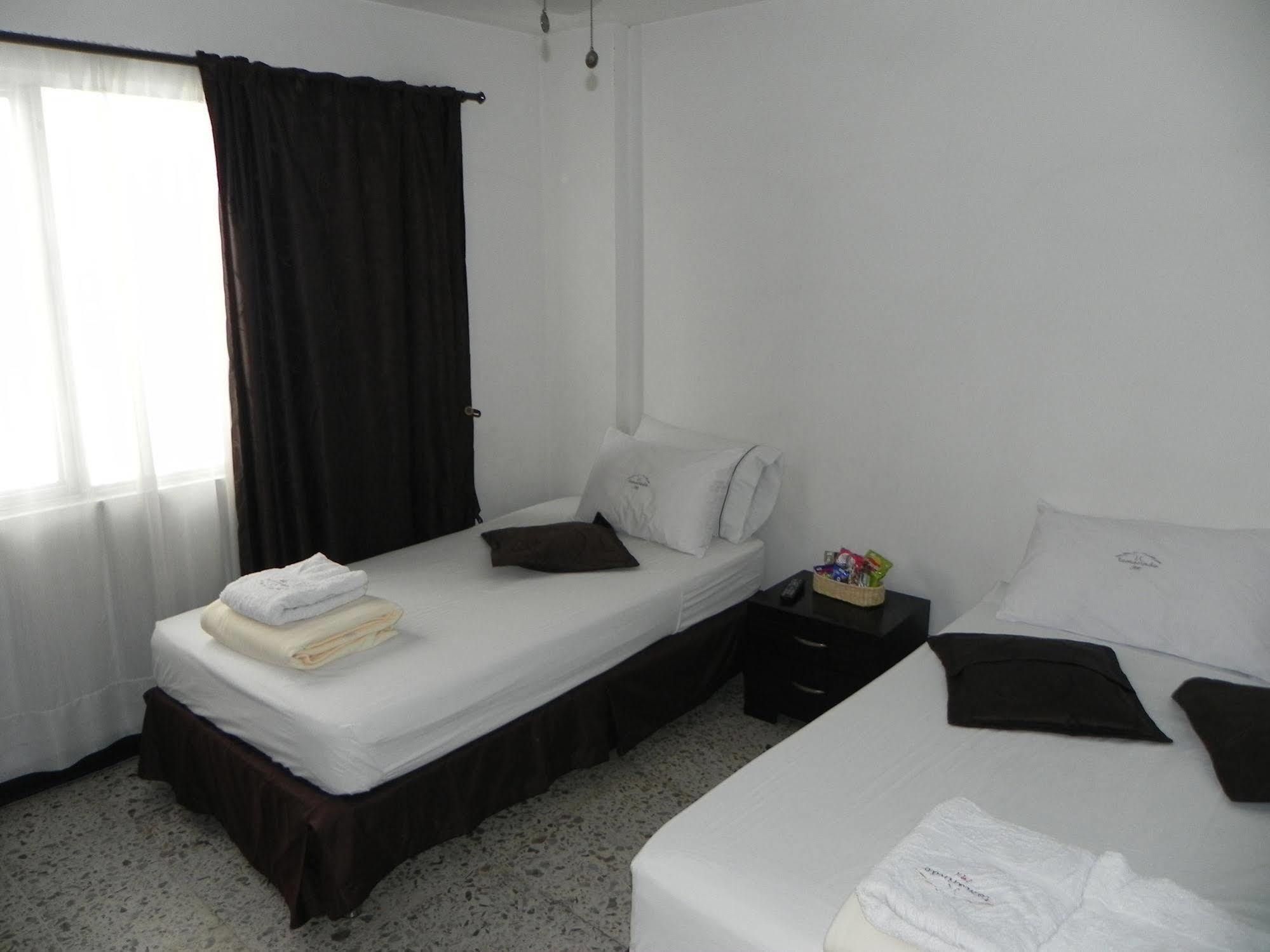 Hostal Tamarindo Inn Medellín Eksteriør bilde