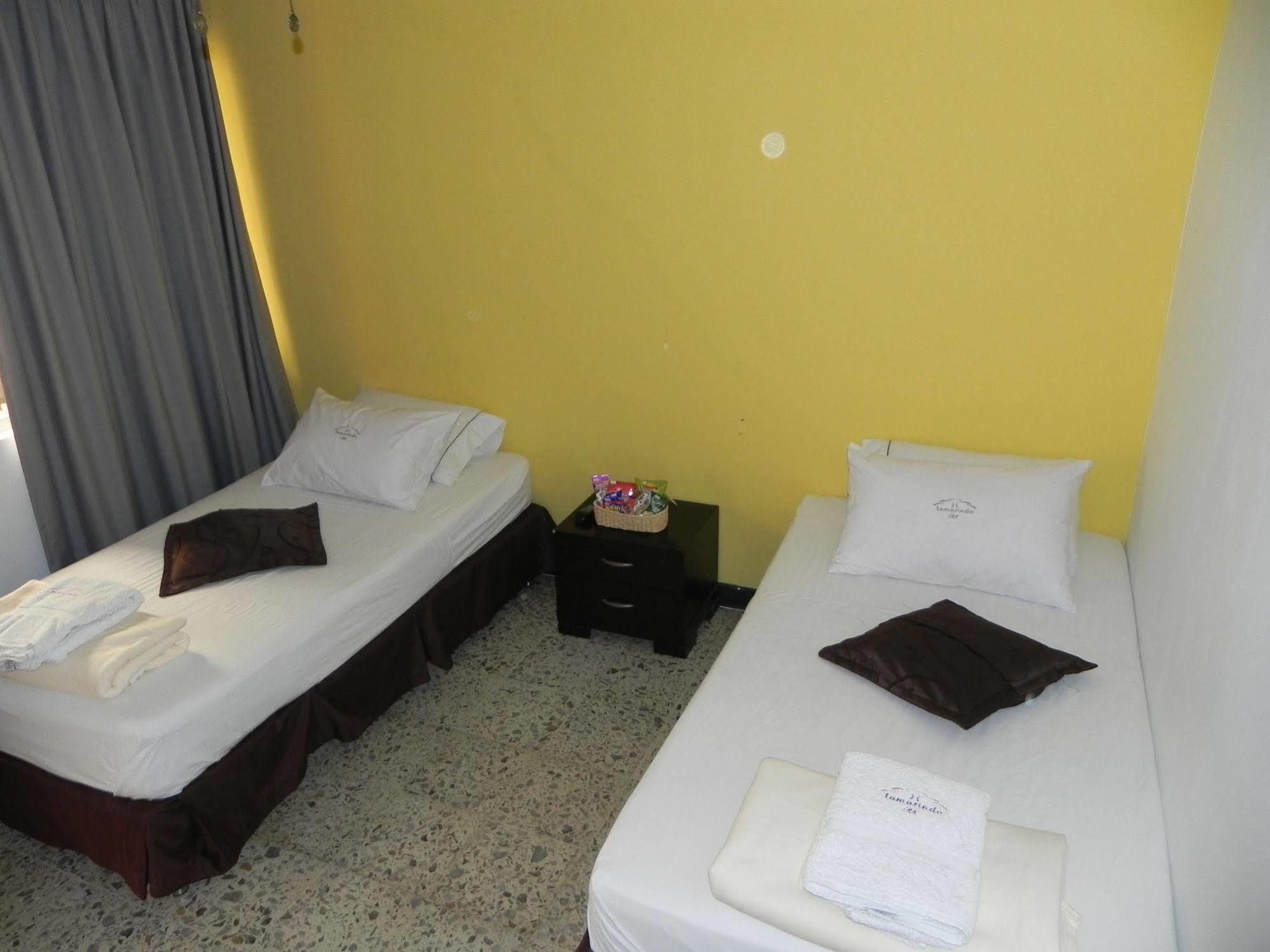Hostal Tamarindo Inn Medellín Eksteriør bilde