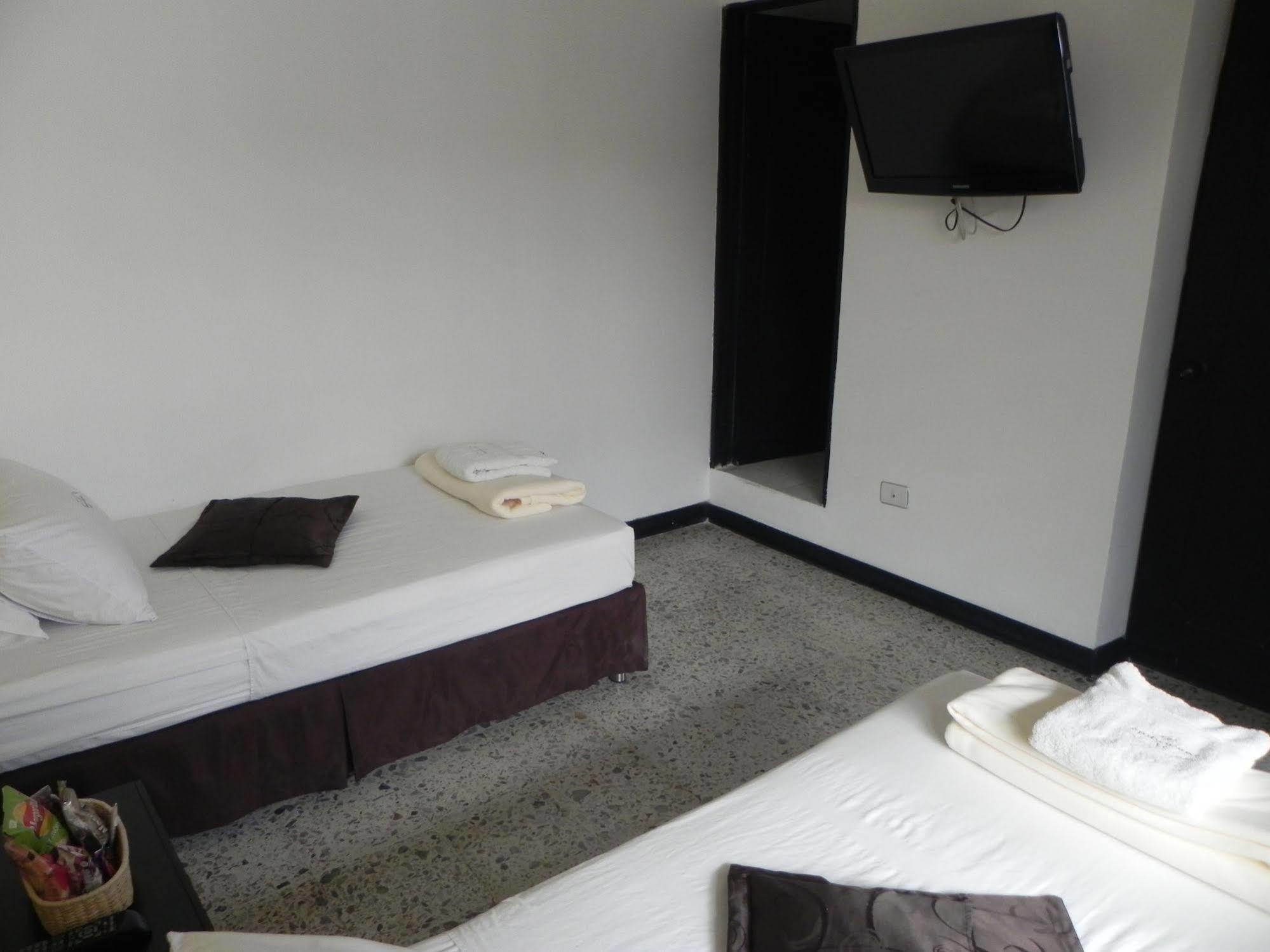 Hostal Tamarindo Inn Medellín Eksteriør bilde