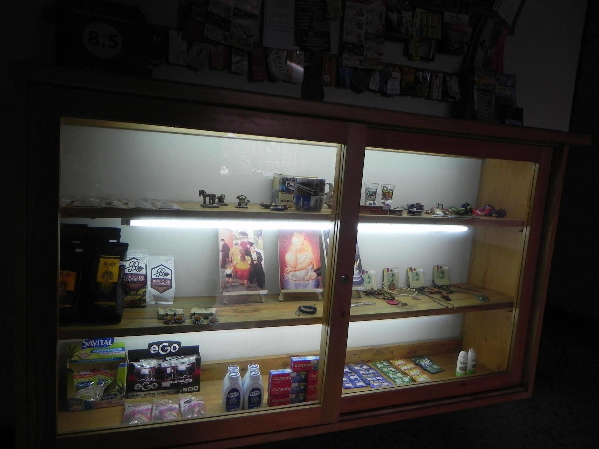 Hostal Tamarindo Inn Medellín Eksteriør bilde